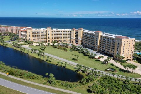 Condominio en Palm Coast, Florida, 3 dormitorios  № 2156847
