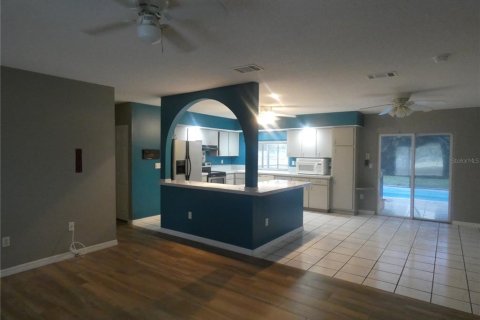 House in Port Charlotte, Florida 3 bedrooms, 120.4 sq.m. № 1721103 - photo 17
