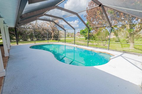 Casa en venta en Port St. Lucie, Florida, 3 dormitorios, 177.26 m2 № 2078301 - foto 23