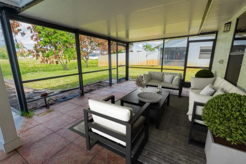 Casa en venta en Port St. Lucie, Florida, 3 dormitorios, 177.26 m2 № 2078301 - foto 20