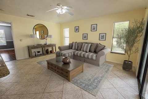 Casa en venta en Port St. Lucie, Florida, 3 dormitorios, 177.26 m2 № 2078301 - foto 10