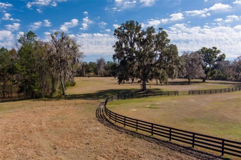 Casa en venta en Ocala, Florida, 4 dormitorios, 325.34 m2 № 2113443 - foto 29