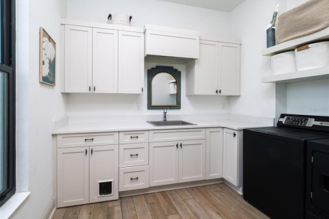 Casa en venta en Ocala, Florida, 4 dormitorios, 325.34 m2 № 2113443 - foto 21