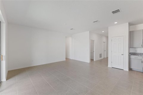 Casa en venta en Haines City, Florida, 3 dormitorios, 154.4 m2 № 1777911 - foto 6