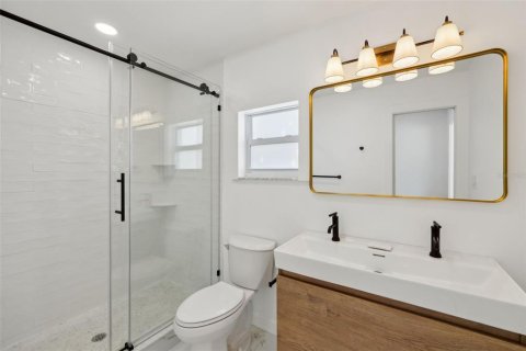 House in Saint Pete Beach, Florida 4 bedrooms, 168.62 sq.m. № 1584169 - photo 20