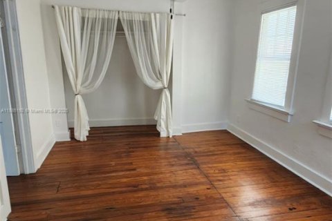 Condominio en alquiler en West Palm Beach, Florida, 1 dormitorio № 2036636 - foto 9