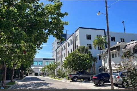 Condominio en alquiler en West Palm Beach, Florida, 1 dormitorio № 2036636 - foto 13