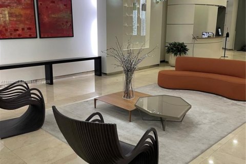 Copropriété à louer à Miami, Floride: 2 chambres, 136.29 m2 № 1945460 - photo 2