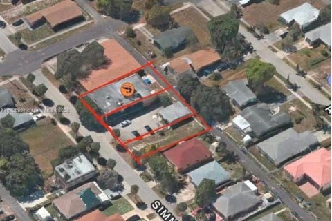 Commercial property in Hollywood, Florida № 2018382 - photo 2