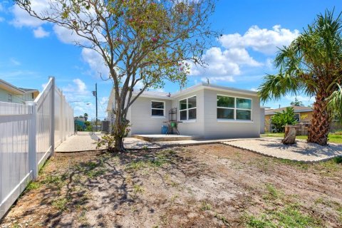 Casa en venta en Hudson, Florida, 2 dormitorios, 97.55 m2 № 1843370 - foto 18