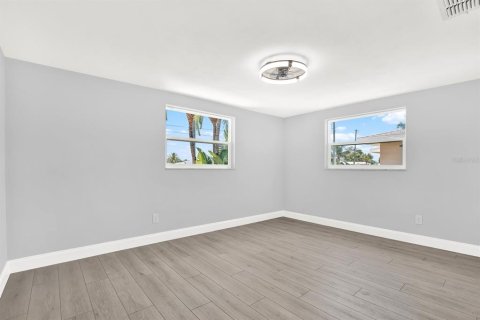 Casa en venta en Hudson, Florida, 2 dormitorios, 97.55 m2 № 1843370 - foto 9