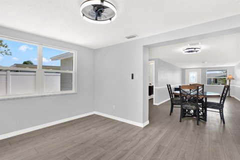 Casa en venta en Hudson, Florida, 2 dormitorios, 97.55 m2 № 1843370 - foto 6