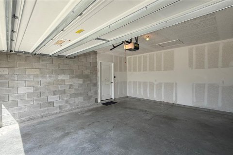Casa en alquiler en Winter Haven, Florida, 3 dormitorios, 120.96 m2 № 1841778 - foto 29