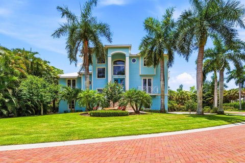 Casa en venta en Bonita Springs, Florida, 4 dormitorios, 354.79 m2 № 2171833 - foto 4