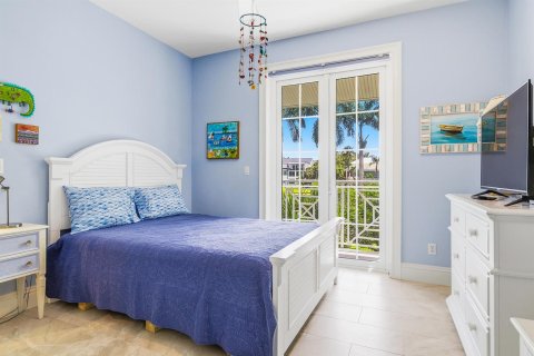 Casa en venta en Bonita Springs, Florida, 4 dormitorios, 354.79 m2 № 2171833 - foto 25