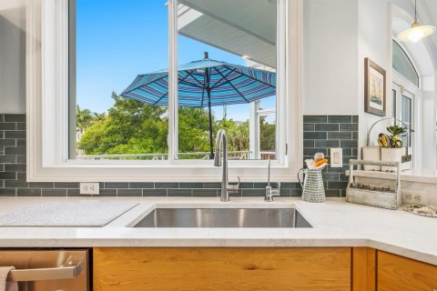 Casa en venta en Bonita Springs, Florida, 4 dormitorios, 354.79 m2 № 2171833 - foto 24
