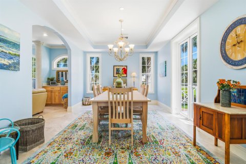 Casa en venta en Bonita Springs, Florida, 4 dormitorios, 354.79 m2 № 2171833 - foto 14