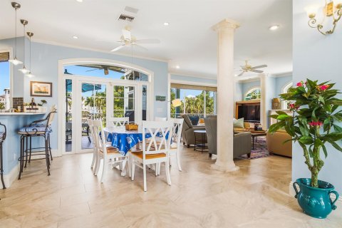 Casa en venta en Bonita Springs, Florida, 4 dormitorios, 354.79 m2 № 2171833 - foto 16