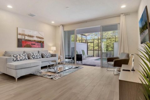 Touwnhouse à vendre à Clermont, Floride: 3 chambres, 172.05 m2 № 2128711 - photo 3