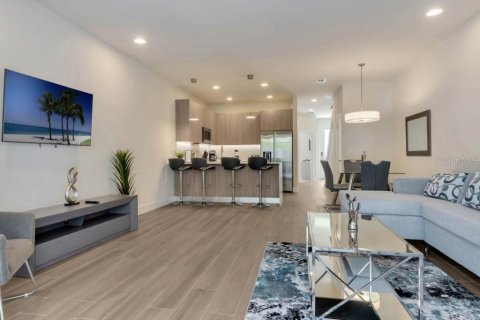 Touwnhouse à vendre à Clermont, Floride: 3 chambres, 172.05 m2 № 2128711 - photo 5