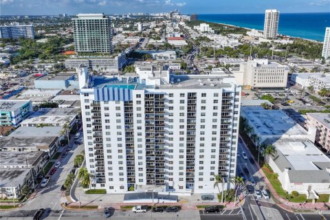 Copropriété à vendre à Miami Beach, Floride: 2 chambres, 119.57 m2 № 2245160 - photo 4