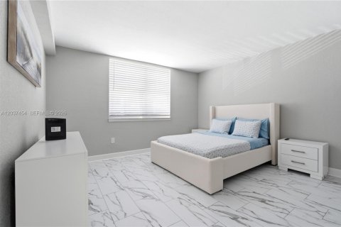 Copropriété à vendre à Miami Beach, Floride: 2 chambres, 119.57 m2 № 2245160 - photo 9