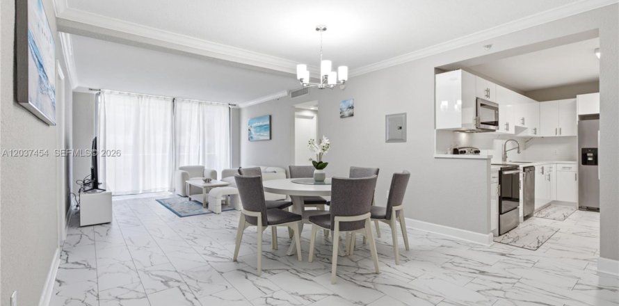 Condo à Miami Beach, Floride, 2 chambres № 2245160