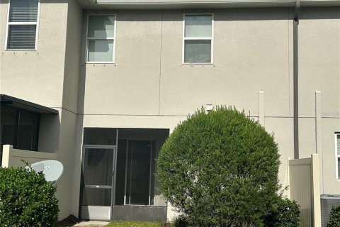 Touwnhouse à vendre à Oldsmar, Floride: 3 chambres, 141.68 m2 № 1895123 - photo 11