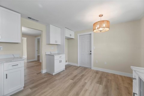 Villa ou maison à vendre à Port Charlotte, Floride: 3 chambres, 184.13 m2 № 1851467 - photo 24