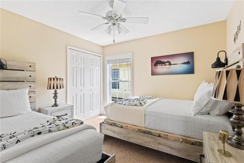 Casa en alquiler en Kissimmee, Florida, 4 dormitorios, 172.43 m2 № 1873593 - foto 28