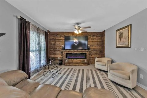 House in Punta Gorda, Florida 3 bedrooms, 115.94 sq.m. № 1914285 - photo 7