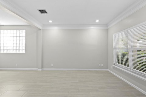 Casa en venta en Palm City, Florida, 4 dormitorios, 218.6 m2 № 2087458 - foto 16