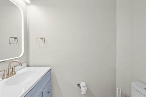 Casa en venta en Palm City, Florida, 4 dormitorios, 218.6 m2 № 2087458 - foto 19