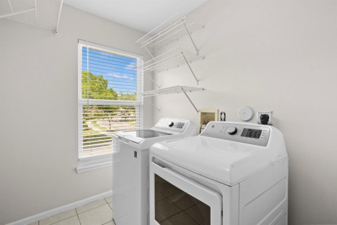 Casa en venta en Palm City, Florida, 4 dormitorios, 218.6 m2 № 2087458 - foto 30