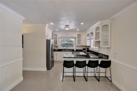 House in Southwest Ranches, Florida 3 bedrooms, 166.85 sq.m. № 1691220 - photo 6