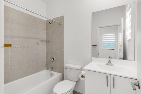 Adosado en venta en Homestead, Florida, 3 dormitorios, 123.37 m2 № 2432046 - foto 23
