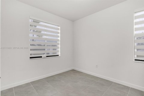 Adosado en venta en Homestead, Florida, 3 dormitorios, 123.37 m2 № 2432046 - foto 14