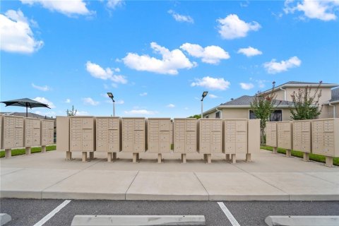 Townhouse in Davenport, Florida 3 bedrooms, 151.24 sq.m. № 1905051 - photo 23