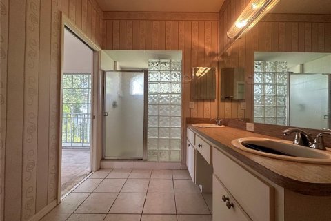 Купить таунхаус в Сент-Питерсберг, Флорида 7 комнат, 187.48м2, № 1804068 - фото 13