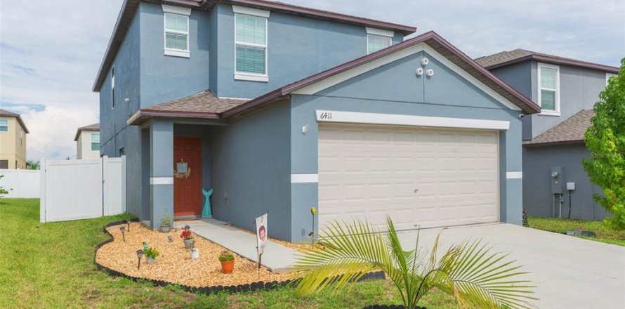 Casa en Zephyrhills, Florida 4 dormitorios, 192.59 m2 № 1844668