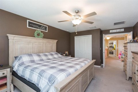 Casa en venta en Zephyrhills, Florida, 4 dormitorios, 192.59 m2 № 1844668 - foto 23