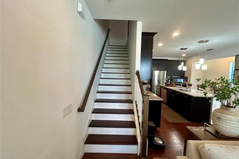 Townhouse in Tampa, Florida 4 bedrooms, 204.38 sq.m. № 1912234 - photo 12