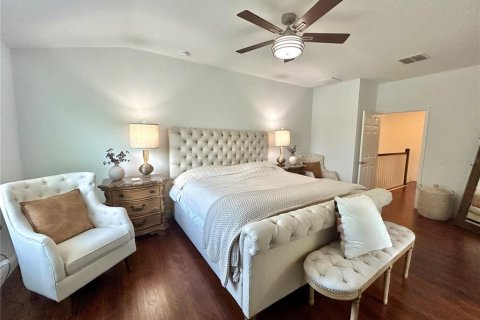 Townhouse in Tampa, Florida 4 bedrooms, 204.38 sq.m. № 1912234 - photo 16