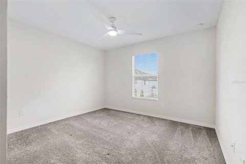 Touwnhouse à louer à Riverview, Floride: 4 chambres, 198.9 m2 № 2413867 - photo 18