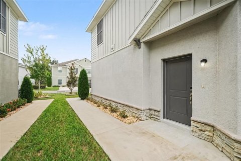 Touwnhouse à louer à Riverview, Floride: 4 chambres, 198.9 m2 № 2413867 - photo 3