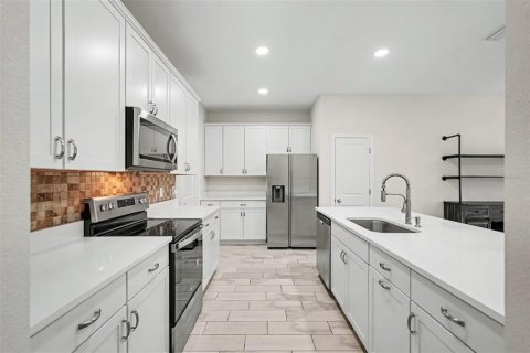 Touwnhouse à louer à Riverview, Floride: 4 chambres, 198.9 m2 № 2413867 - photo 9