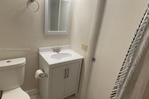 Condo in Boca Raton, Florida, 2 bedrooms  № 1786910 - photo 8
