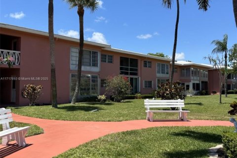 Condo in Boca Raton, Florida, 2 bedrooms  № 1786910 - photo 10