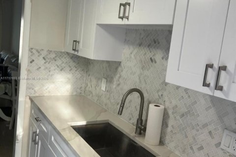 Condo in Boca Raton, Florida, 2 bedrooms  № 1786910 - photo 2