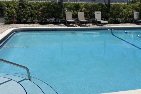 Condo in Boca Raton, Florida, 2 bedrooms  № 1786910 - photo 13